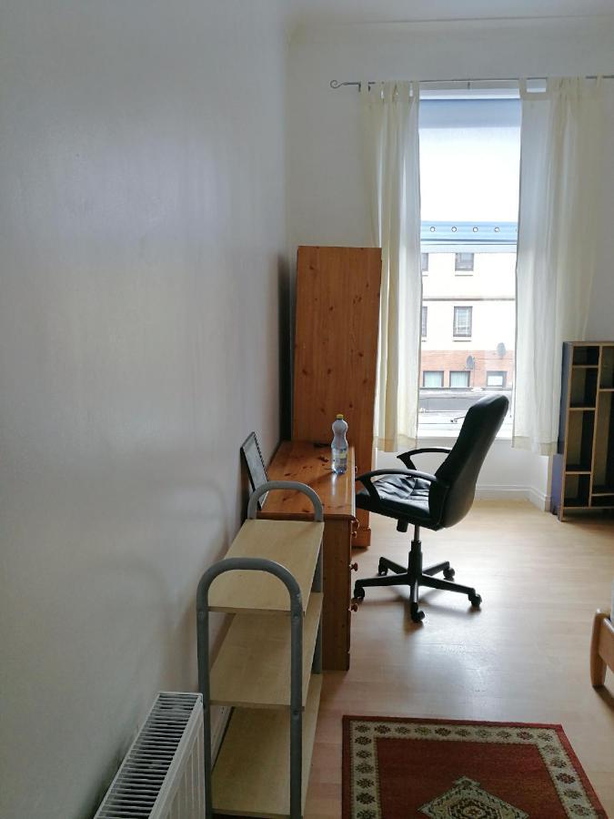 Budget Double Bedroom Near Glasgow City Centre And West End Luaran gambar